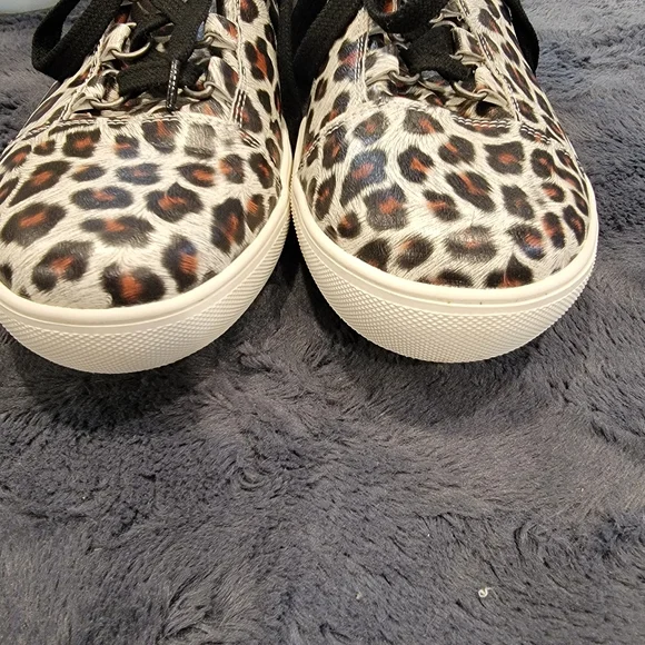 Coconuts by Matisse Relay Animal Print Sneakers 7 M - Picture 7 of 16